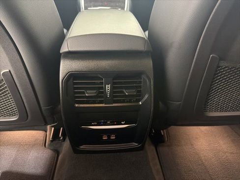 Certified 2023 BMW 330i xDrive Sedan image 24