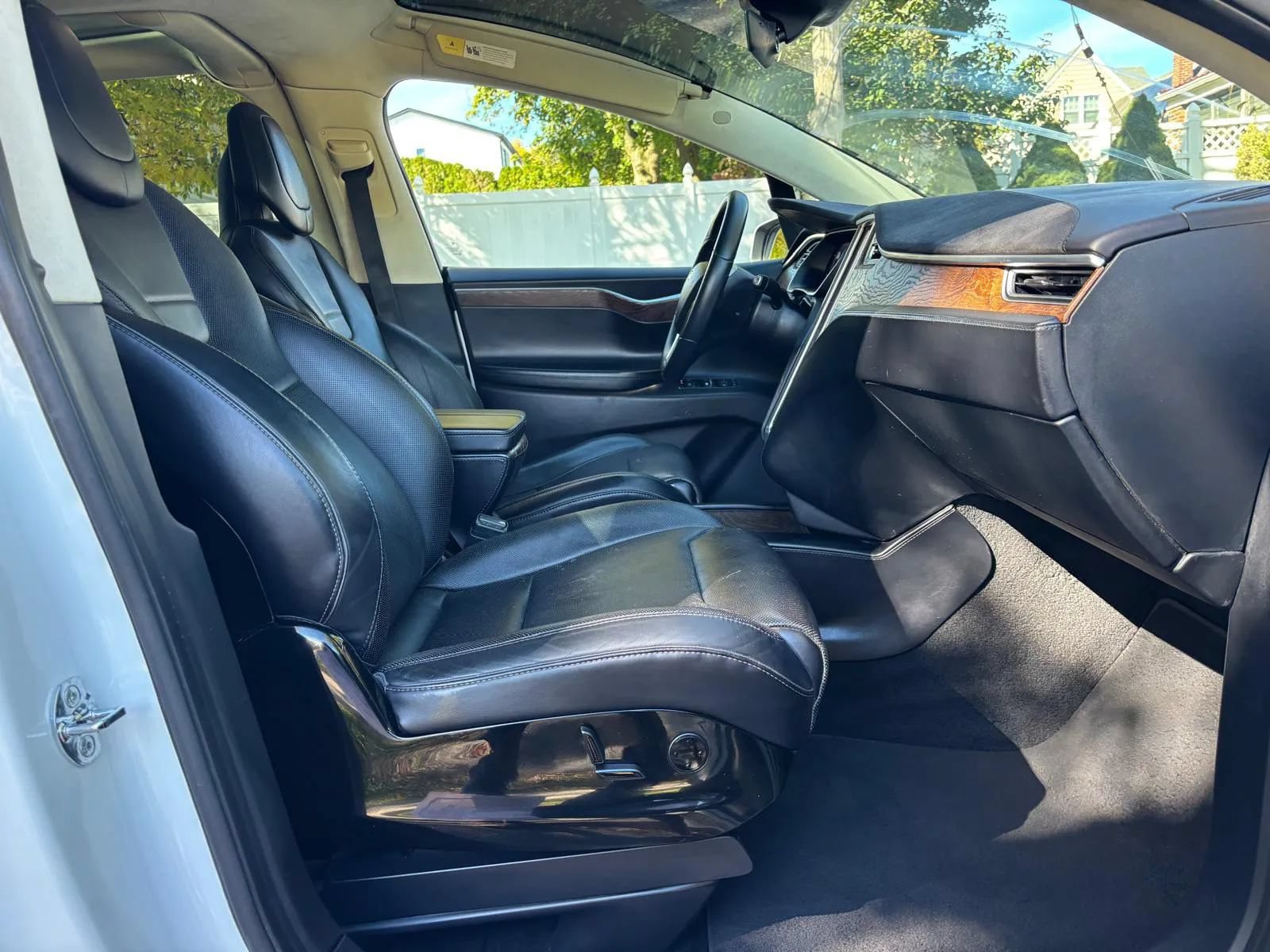 Used 2016 Tesla Model X 90D AWD/4WD image 36