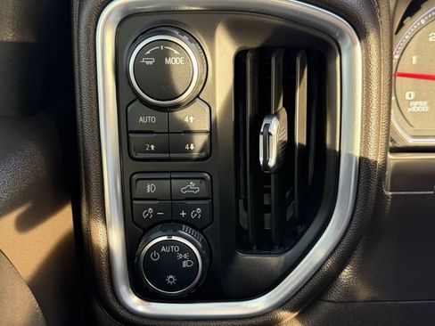 Certified 2022 Chevrolet Silverado 3500 LT w/ Convenience Package AWD/4WD image 27