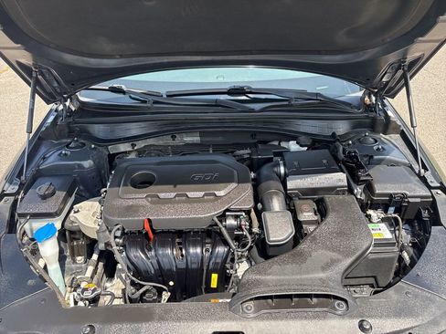 Used 2020 Kia Optima S w/ S Panoramic Sunroof Package image 11