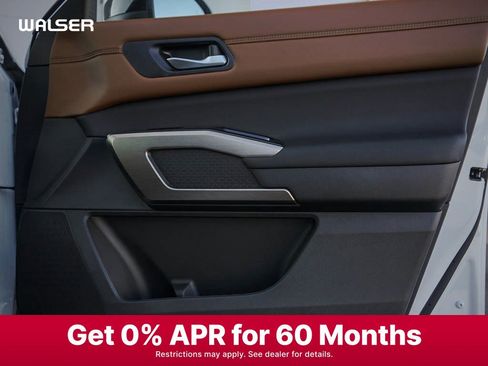 New 2025 Nissan Pathfinder Platinum w/ Cargo Package image 10