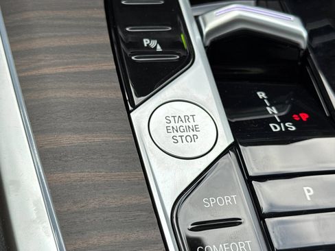 New 2026 BMW X7 xDrive40i image 30