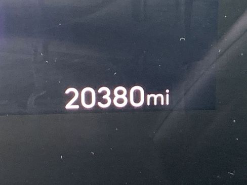 Used 2025 Buick Envista Preferred image 9