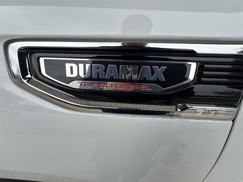 Certified 2023 GMC Sierra 1500 SLT w/ SLT Convenience Package image 32