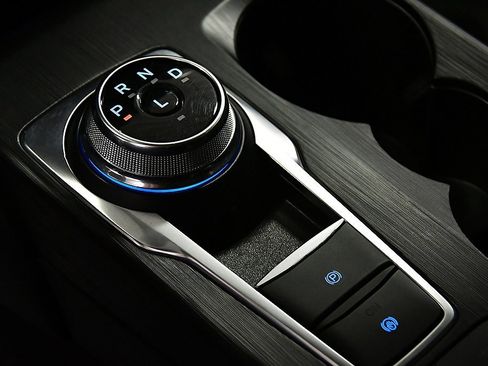 Used 2022 Ford Escape SEL w/ SEL Stealth AWD Package image 23