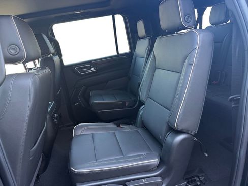 Used 2024 Chevrolet Suburban Premier image 13