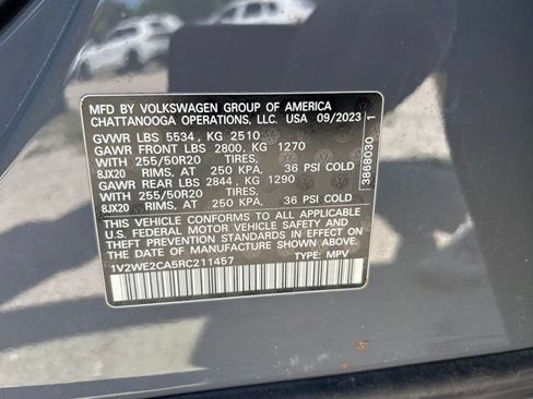 Used 2024 Volkswagen Atlas Cross Sport SE w/ Black Wheel Package FWD image 21