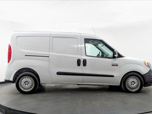 Used 2022 RAM ProMaster City TRADESMAN image 8