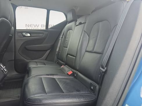 Certified 2023 Volvo XC40 B5 Plus w/ Protection Package AWD/4WD image 13