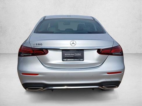 Used 2022 Mercedes-Benz E 350 Sedan image 7