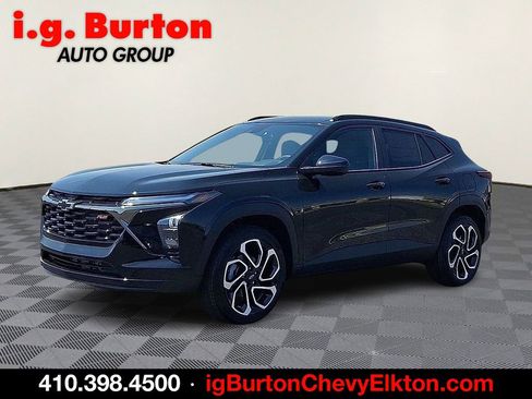 New 2026 Chevrolet Trax RS w/ Driver Confidence Package FWD image 2