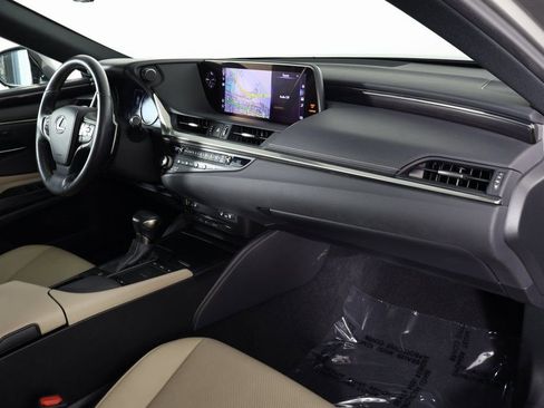 Used 2021 Lexus ES 350 w/ Premium Package image 9