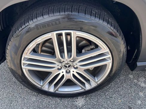 Used 2020 Mercedes-Benz GLS 450 4MATIC image 12