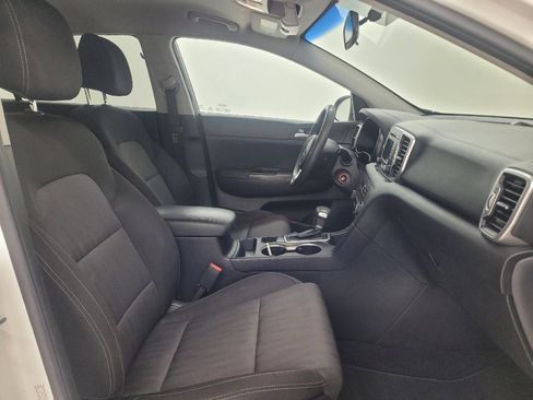 Used 2017 Kia Sportage LX FWD image 21