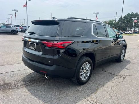 Used 2023 Chevrolet Traverse LT AWD/4WD image 5