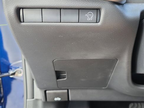 New 2026 Nissan Kicks SV image 23