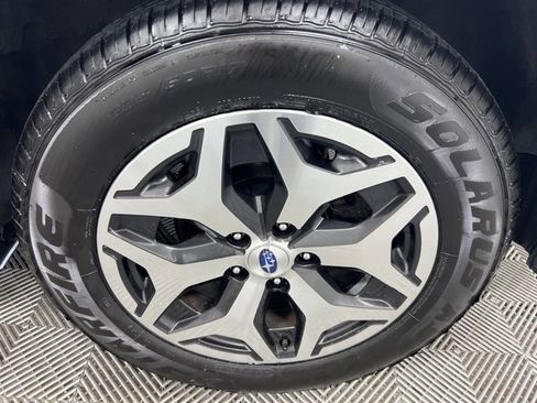 Used 2023 Subaru Forester Premium image 9