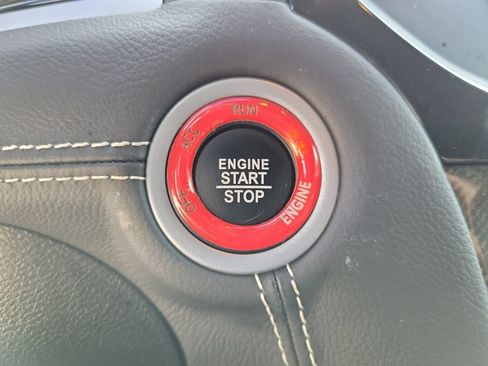 Used 2023 Chrysler 300 C RWD image 31