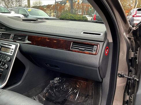 Used 2011 Volvo S80 3.2 image 16