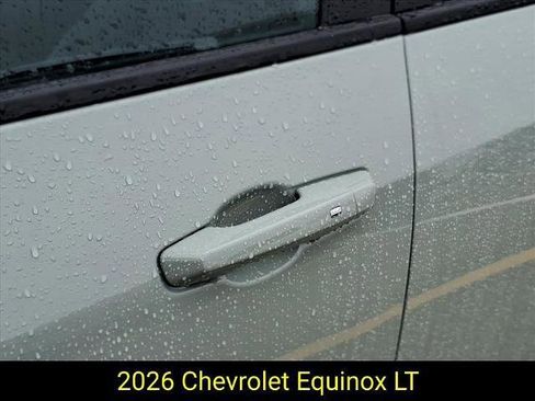 New 2026 Chevrolet Equinox LT w/ Convenience Package II image 9