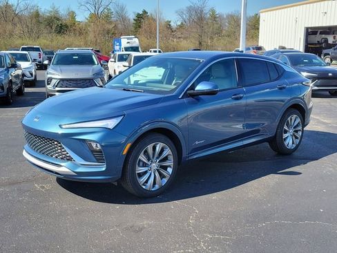 New 2026 Buick Envista Avenir image 2
