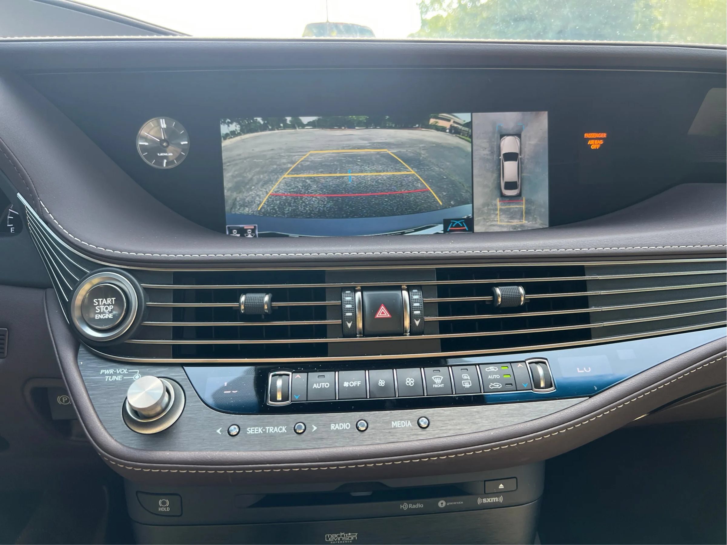 Used 2018 Lexus LS 500 w/ Luxury Package RWD image 25