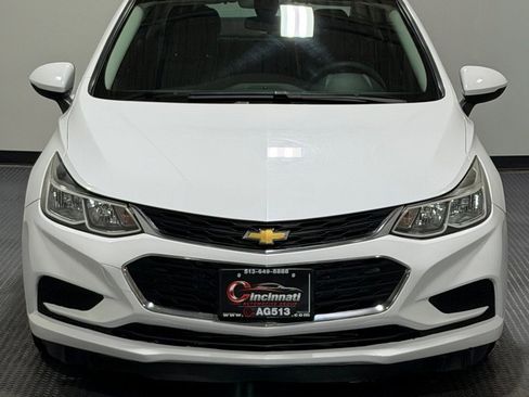 Used 2017 Chevrolet Cruze LS FWD image 3