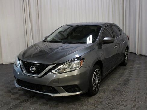 Used 2019 Nissan Sentra S image 32
