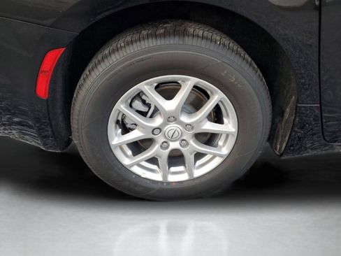 New 2026 Chrysler Voyager LX image 5