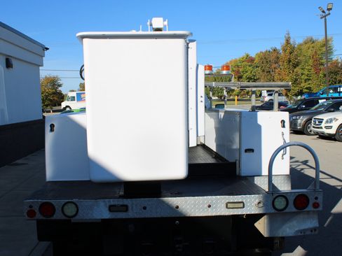 Used 2015 Ford F450 XL w/ Power Equipment Group image 5