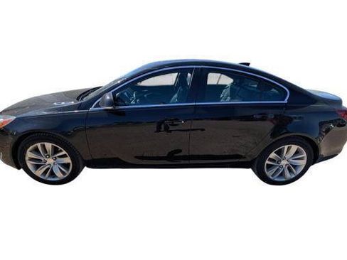 Used 2016 Buick Regal FWD image 2