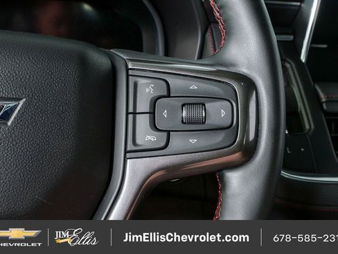 Used 2024 Chevrolet Suburban RST w/ Luxury Package RWD image 11