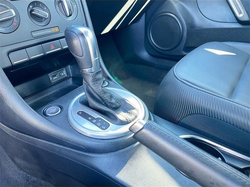 Used 2018 Volkswagen Beetle 2.0T Coast image 16