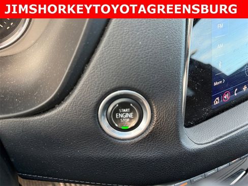 Used 2019 Cadillac XT4 Premium Luxury image 29