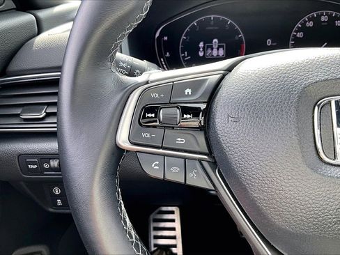 Used 2022 Honda Accord Sport image 27