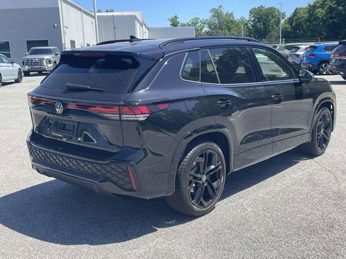 New 2026 Volkswagen Tiguan SE R-Line FWD image 6