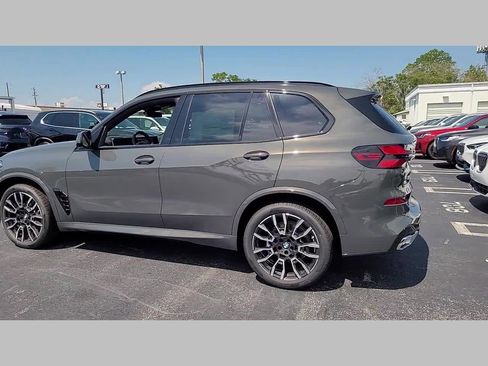 New 2026 BMW X5 xDrive40i w/ M Sport Package image 13