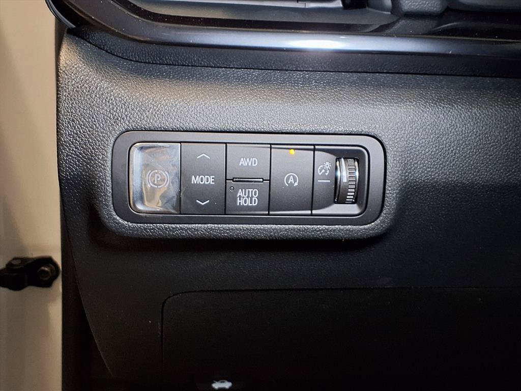 Used 2026 GMC Terrain AT4 AWD/4WD image 17