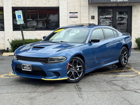 Used 2023 Dodge Charger R/T w/ Harman/Kardon Audio Group RWD image 4