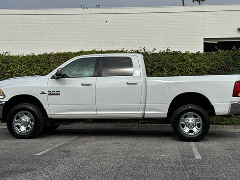Used 2017 RAM 3500 SLT AWD/4WD image 9