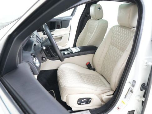 Used 2016 Jaguar XJ L Portfolio image 23