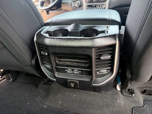 Used 2022 RAM 1500 Big Horn AWD/4WD image 25