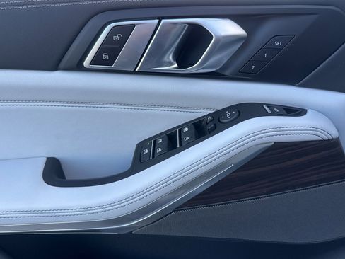 New 2026 BMW X5 xDrive50e AWD/4WD image 13