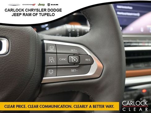 Used 2024 Jeep Compass Limited image 14