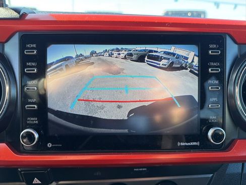 Used 2020 Toyota Tacoma TRD Off-Road AWD/4WD image 34