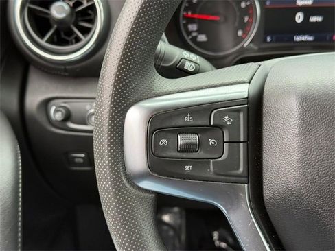Used 2024 Chevrolet Blazer LT w/ Convenience Package image 18