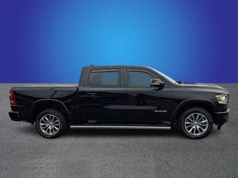 Used 2022 RAM 1500 Laramie AWD/4WD image 3