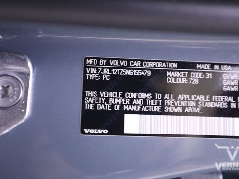 Used 2022 Volvo S60 B5 Momentum image 13