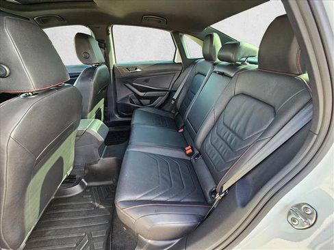 Used 2019 Volkswagen Jetta GLI Autobahn FWD image 16
