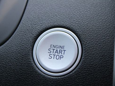 Used 2023 Hyundai Santa Cruz SEL Premium AWD/4WD image 34